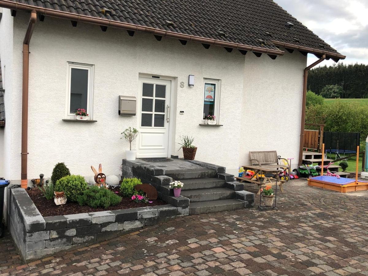 Ferienwohnung Goebel Kelberg Luaran gambar